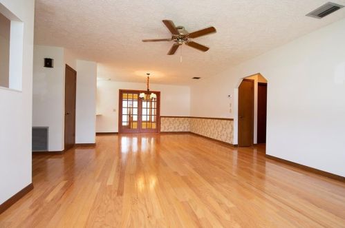 440 Ravenswood Ln, Fort Pierce FL 34983-2081 exterior