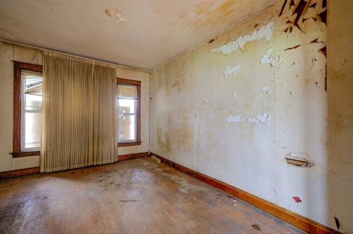 5815 Sangamon St, Chicago IL  60621-2127 exterior