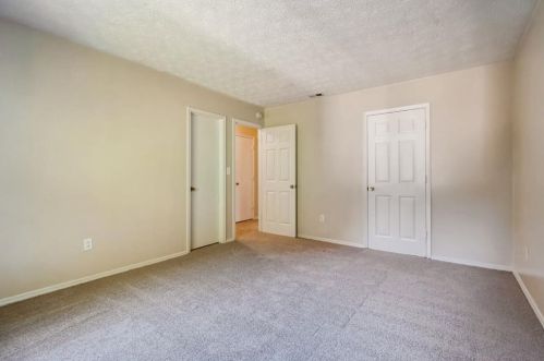 5370 Frst Downs Cir, Atlanta GA 30349-2485 exterior