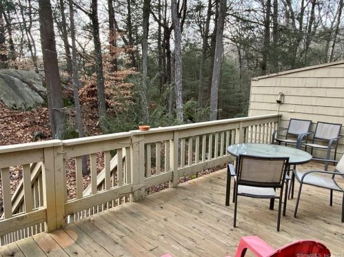 244 Ledge Dr, Torrington CT 06790-2245 exterior