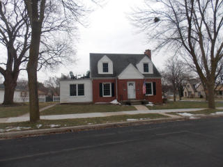 6641 Hadley St, Milwaukee, WI 53210-1338