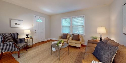 744 Laclede Sta Rd, Saint Louis MO 63117-2048 exterior