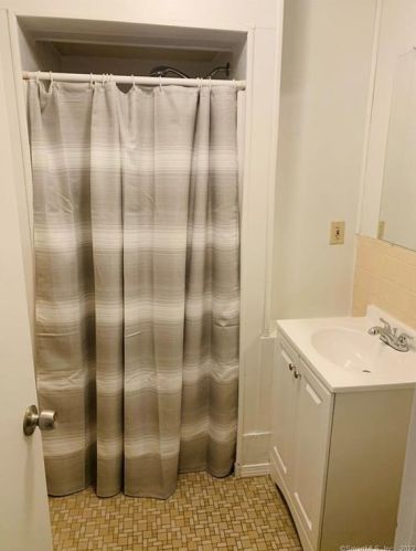 337 Allen St, New Britain CT  06053-3357 exterior