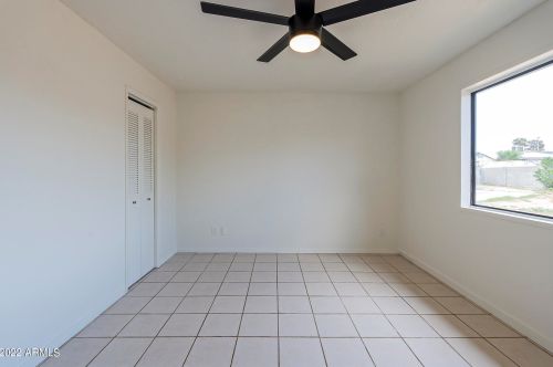 18025 31st Dr, Phoenix AZ  85053-1601 exterior