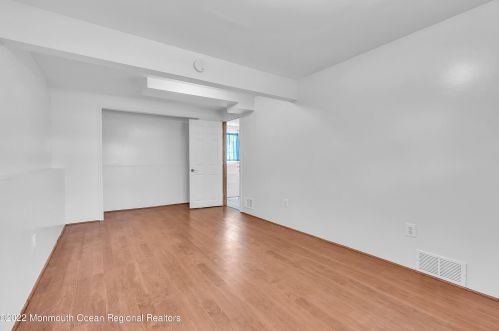 17 Dogwood Dr, Jackson Twp NJ 08527-1342 exterior