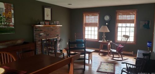 17 Stonehill Dr, Deep River CT 06419-1144 exterior