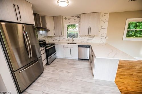 101 Pocono Trl, Hopatcong NJ  07843-1009 exterior