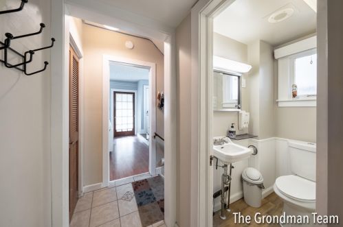 1846 Silver Ave, Grand Rapids MI 49507-2712 exterior