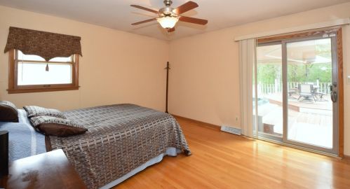 6894 Park Mnr Dr, Milwaukee WI 53224-4638 exterior