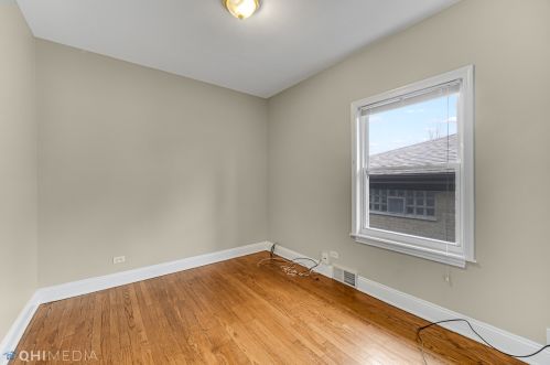 1921 2 Ave, Broadview IL 60153-3307 exterior