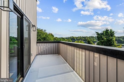 4315 Boone St, Philadelphia PA 19128-5003 exterior