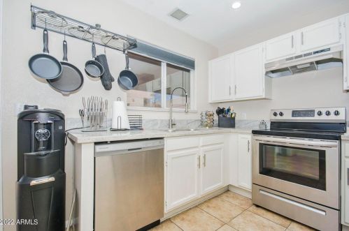 17628 28th Ave, Phoenix AZ  85053-1949 exterior