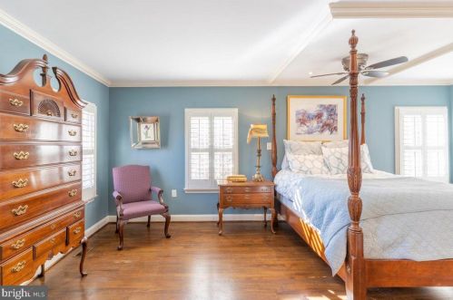 411 Fairfax St, Alexandria VA 22314-3809 exterior