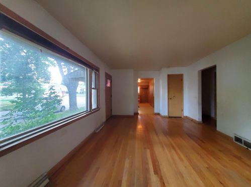 7100 Hope Ave, Milwaukee WI 53216-1058 exterior