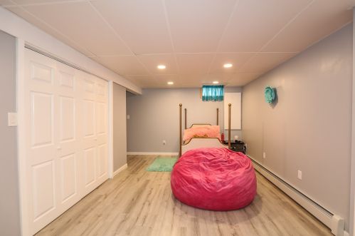 63 Chichester Rd, Concord NH 03307-0706 exterior