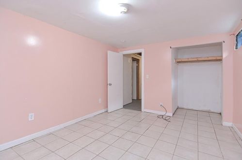 38 Berkshire St, Providence RI 02908-2503 exterior