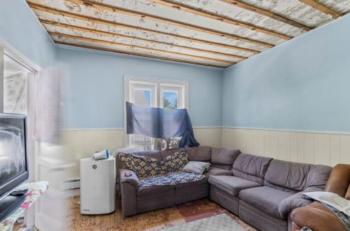 355 Providence St, Woonsocket RI 02895-5173 exterior