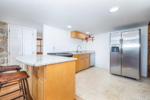 177 Lk Shr Dr, Exeter CT 06249-1934 exterior