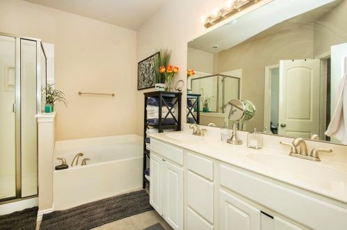 1416 Biltmore Ln, Irving TX exterior