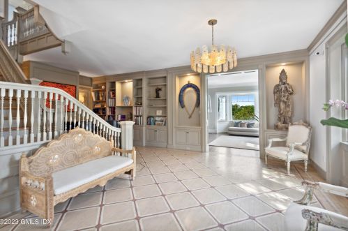 61 Byram Shr Rd, Greenwich CT 06830-6906 exterior