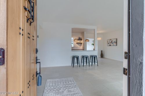 4901 17th St, Tucson AZ  85711-4354 exterior