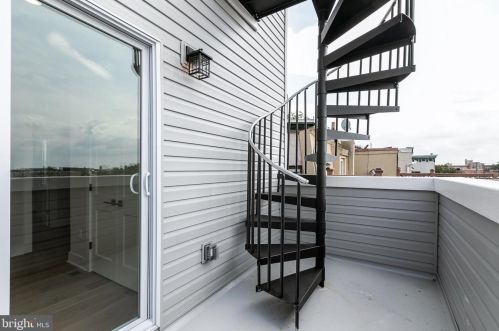 1604 10th St, Philadelphia PA  19148-1102 exterior