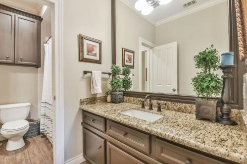 5002 Waterbeck St, Fulshear TX 77441-4175 exterior