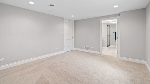 774 Fairfield Ave, Elmhurst IL  60126-4709 exterior