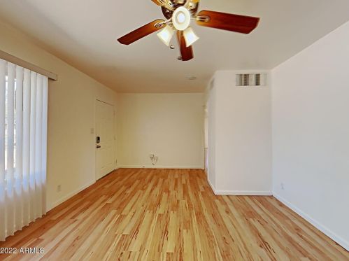 2707 27th St, Phoenix AZ  85008-1022 exterior