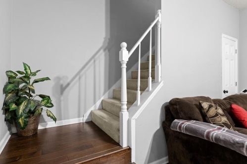 5961 Duren Mdw Dr, Lithonia GA 30058-3592 exterior