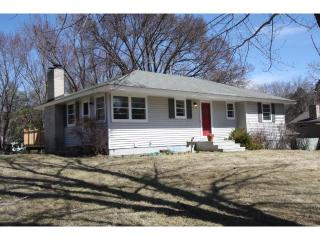 16522 Elm Dr, Hopkins, MN 55345-4324