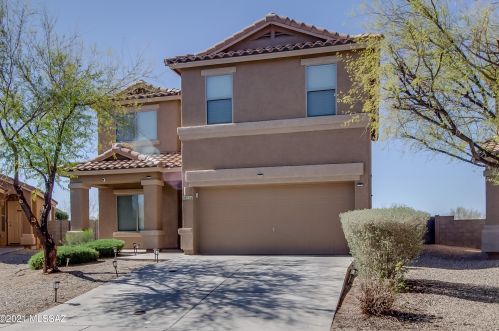 10520 Greek Dr, Tucson, AZ 85747-5991