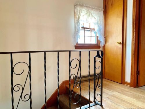 216 Chestnut Ave, Torrington CT 06790-5140 exterior