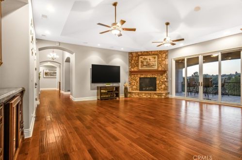 1241 Valencia Mesa Dr, Fullerton CA 92833-2220 exterior