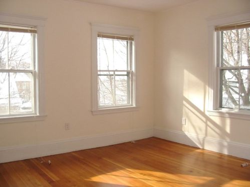 339 Waltham St, Newton MA 02465-1730 exterior