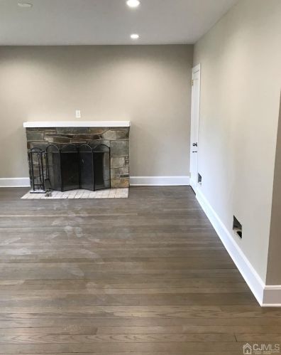 86 Seventh St, Edison NJ  08837-2606 exterior