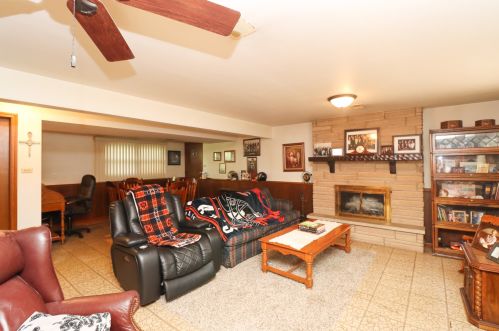 801 Rosary Ln, Joliet IL 60435-2848 exterior