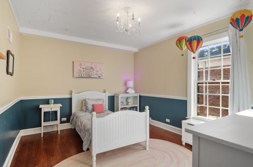 6215 Leona Ave, Chicago IL 60646-4811 exterior