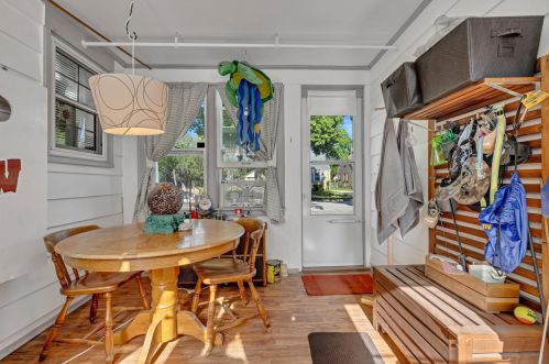 207 80, Milwaukee WI 53214-1419 exterior