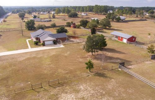 4805 Douglas Dr, Milton FL 32583-9321 exterior