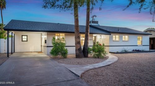 1011 Cavalier Dr, Phoenix, AZ 85014-1940