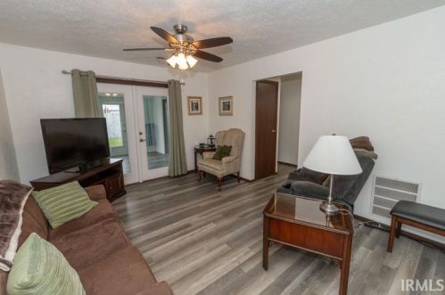 1218 Berkley Cir, Mishawaka IN 46544-4802 exterior