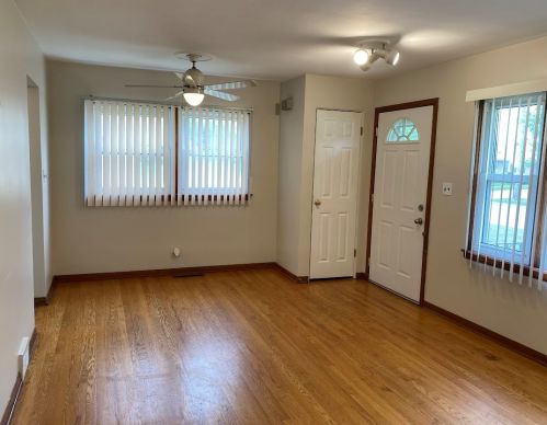 459 Butterfield Rd, Elmhurst, IL 60126-4953