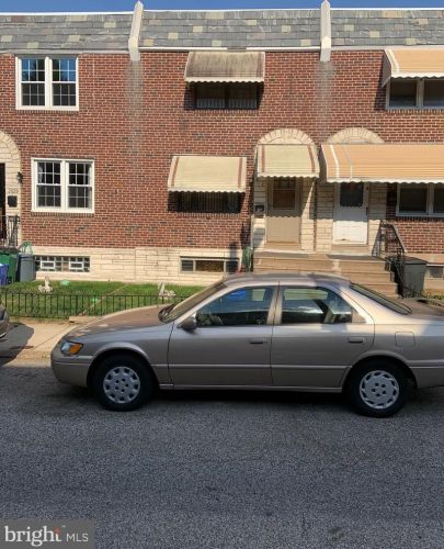 2831 9th St, Philadelphia, PA 19133-2043