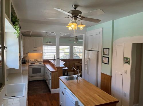 716 10th St, Fort Pierce FL  34950-8541 exterior