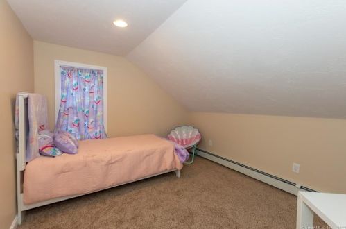 1414 Hartford Pike, Killingly CT 06241-1533 exterior