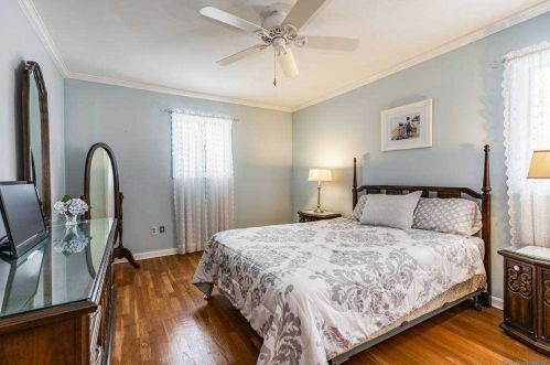 10 Pawnee Dr, Commack NY 11725-4210 exterior