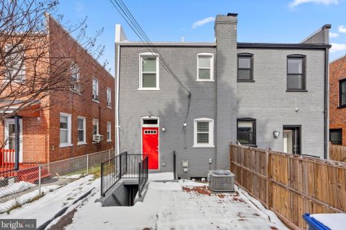 610 Roxboro Pl, Washington DC  20011-1254 exterior