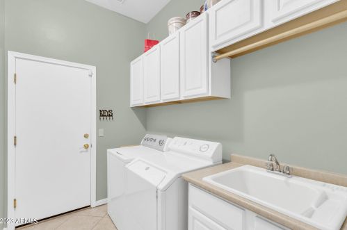 2441 Thompson Way, Chandler AZ 85286-8436 exterior