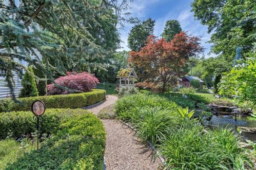 139 Church St, Seymour CT 06483-2503 exterior